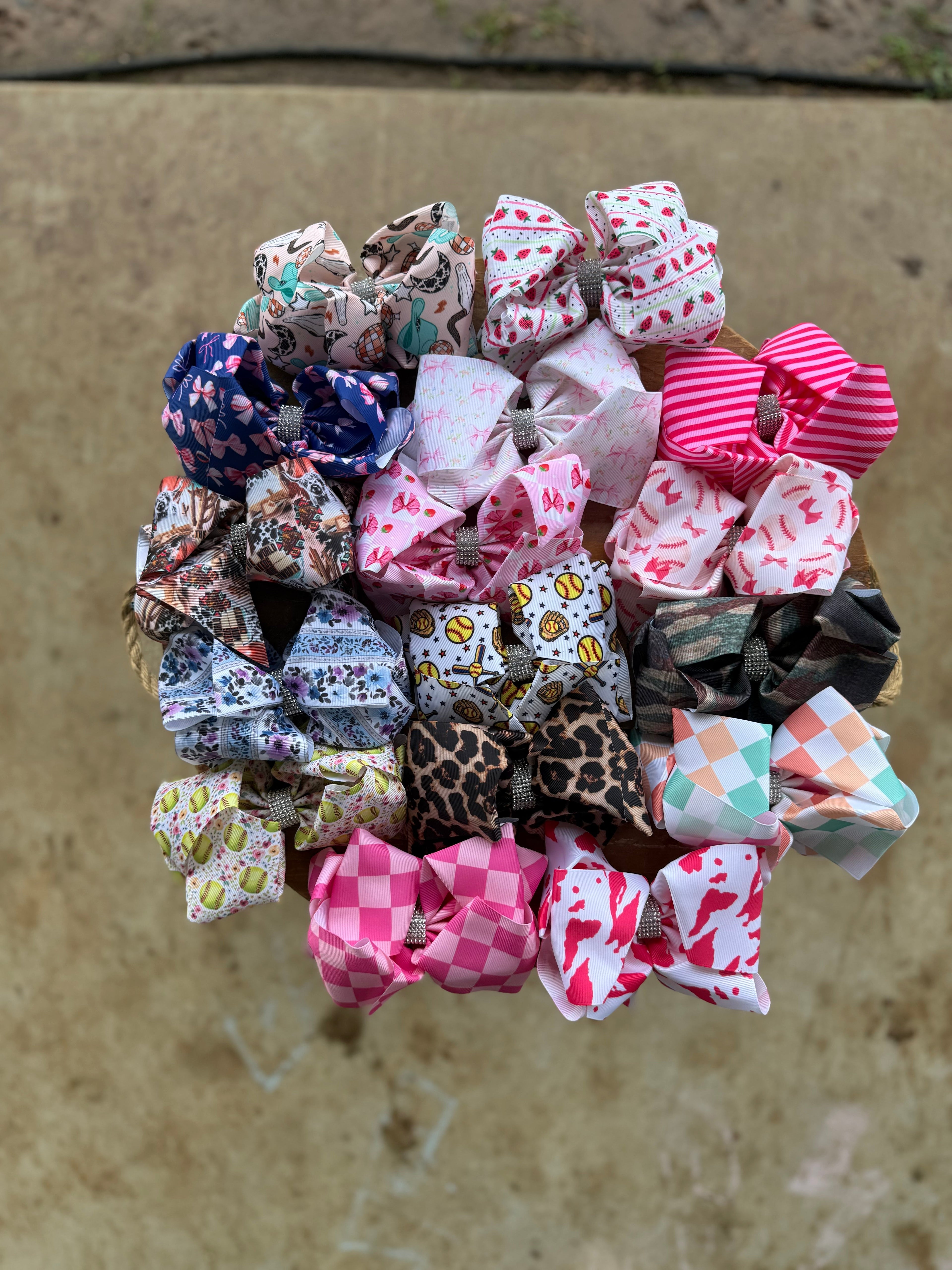 Printed 7.5 inch bedazzled hair bows